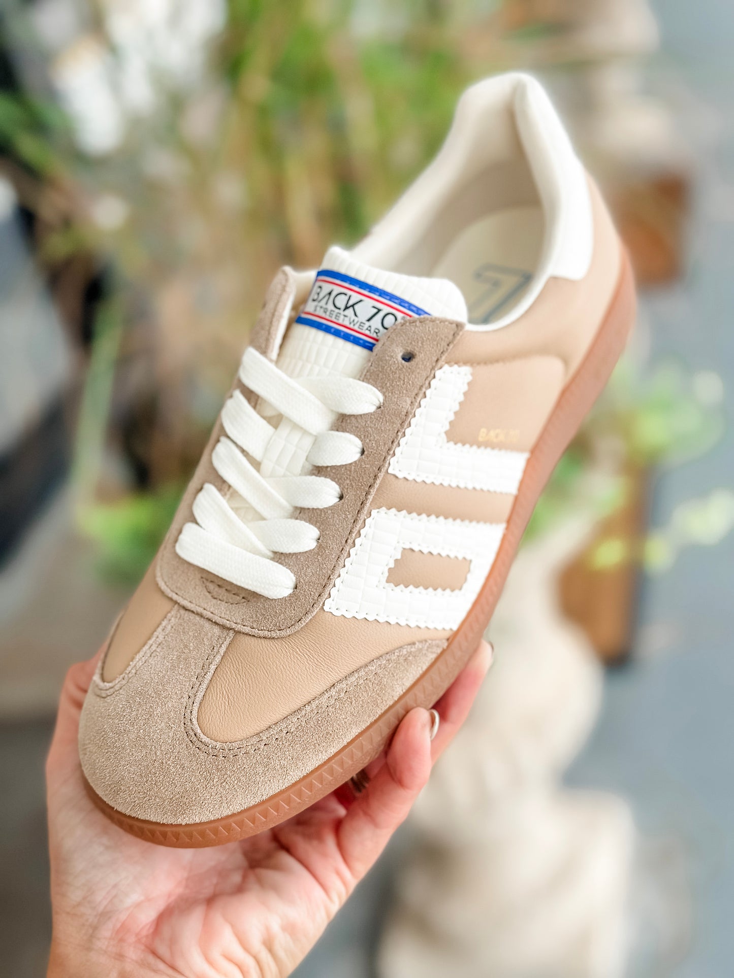 Back 70 Cloud NC Sneakers in Sand Milk