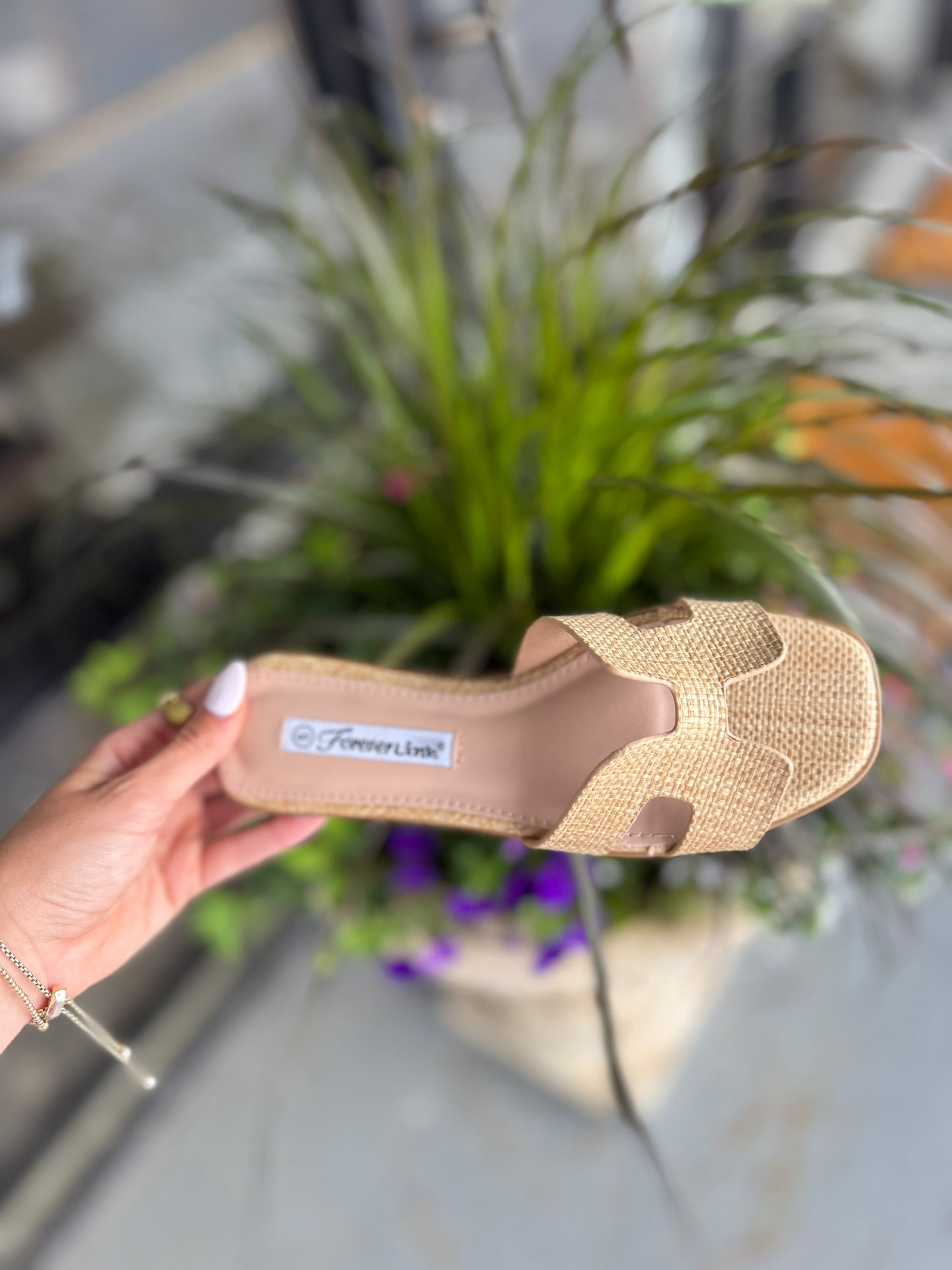 The Lane Sandals in Raffia