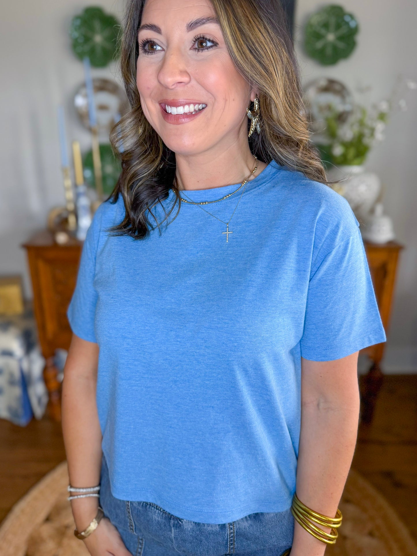 The Modern Basics Tee in Heather Ocean Blue