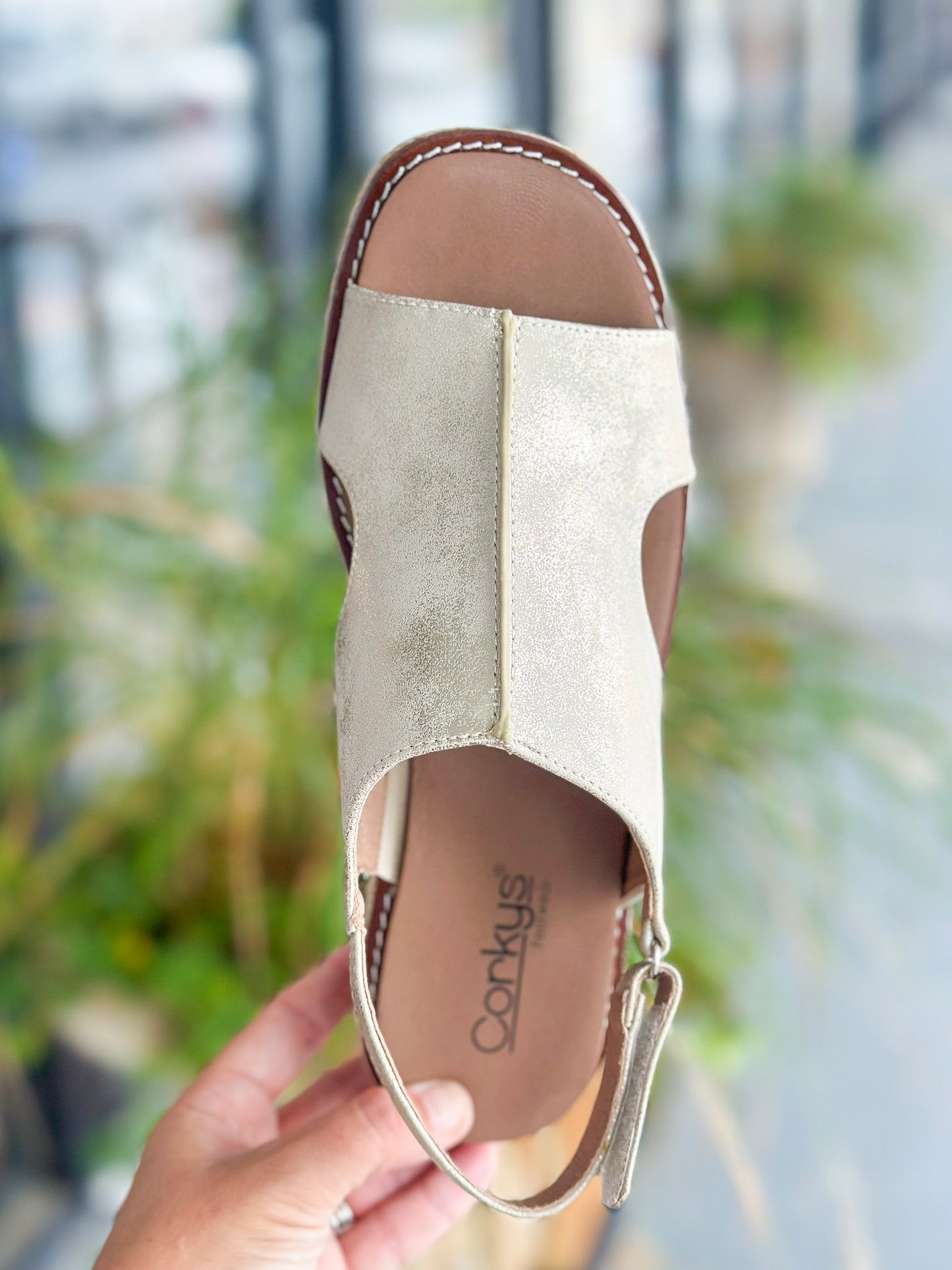 Ready Or Not Wedge in Gold Metallic