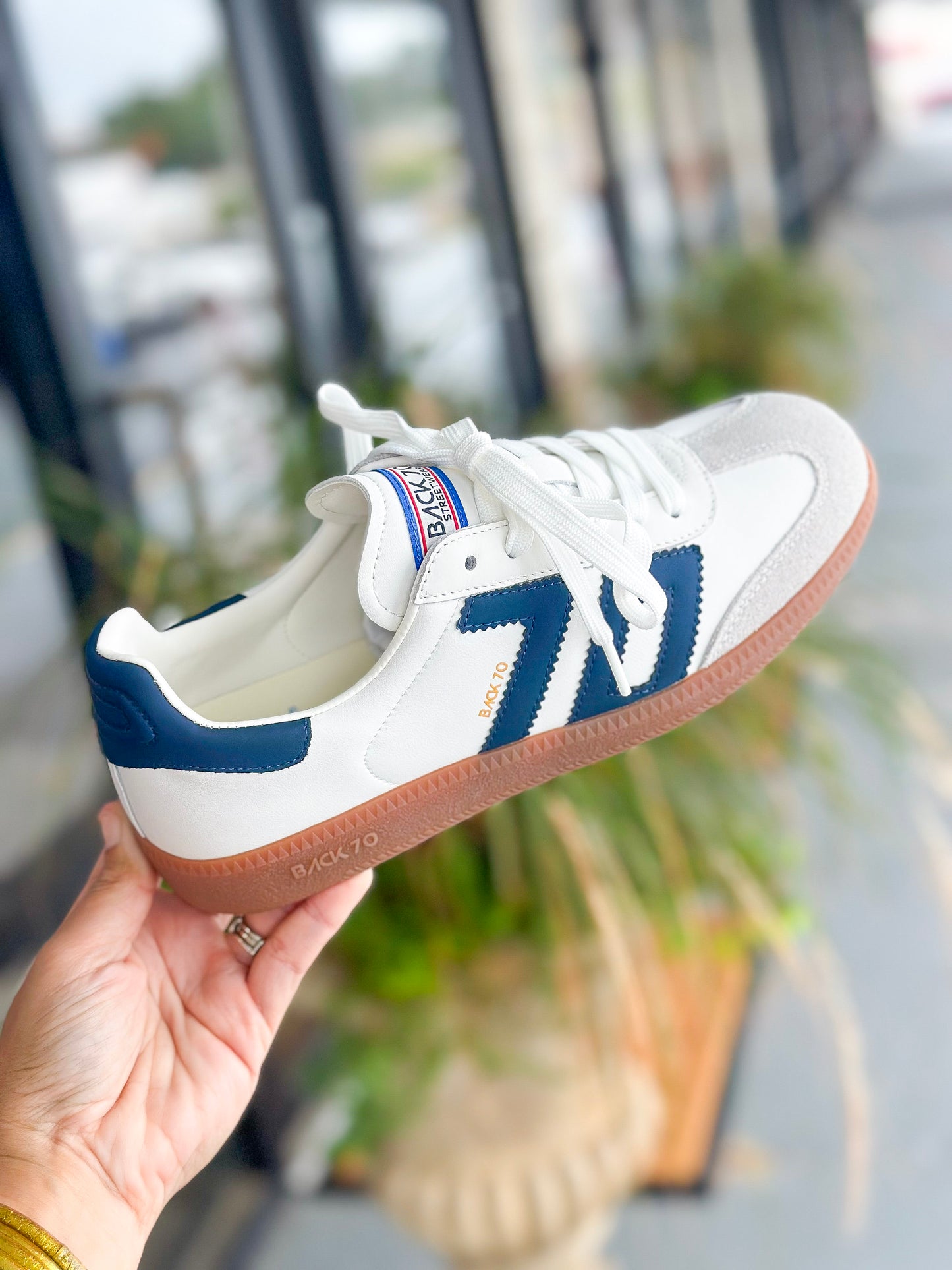Back 70 Cloud Sneakers in Navy