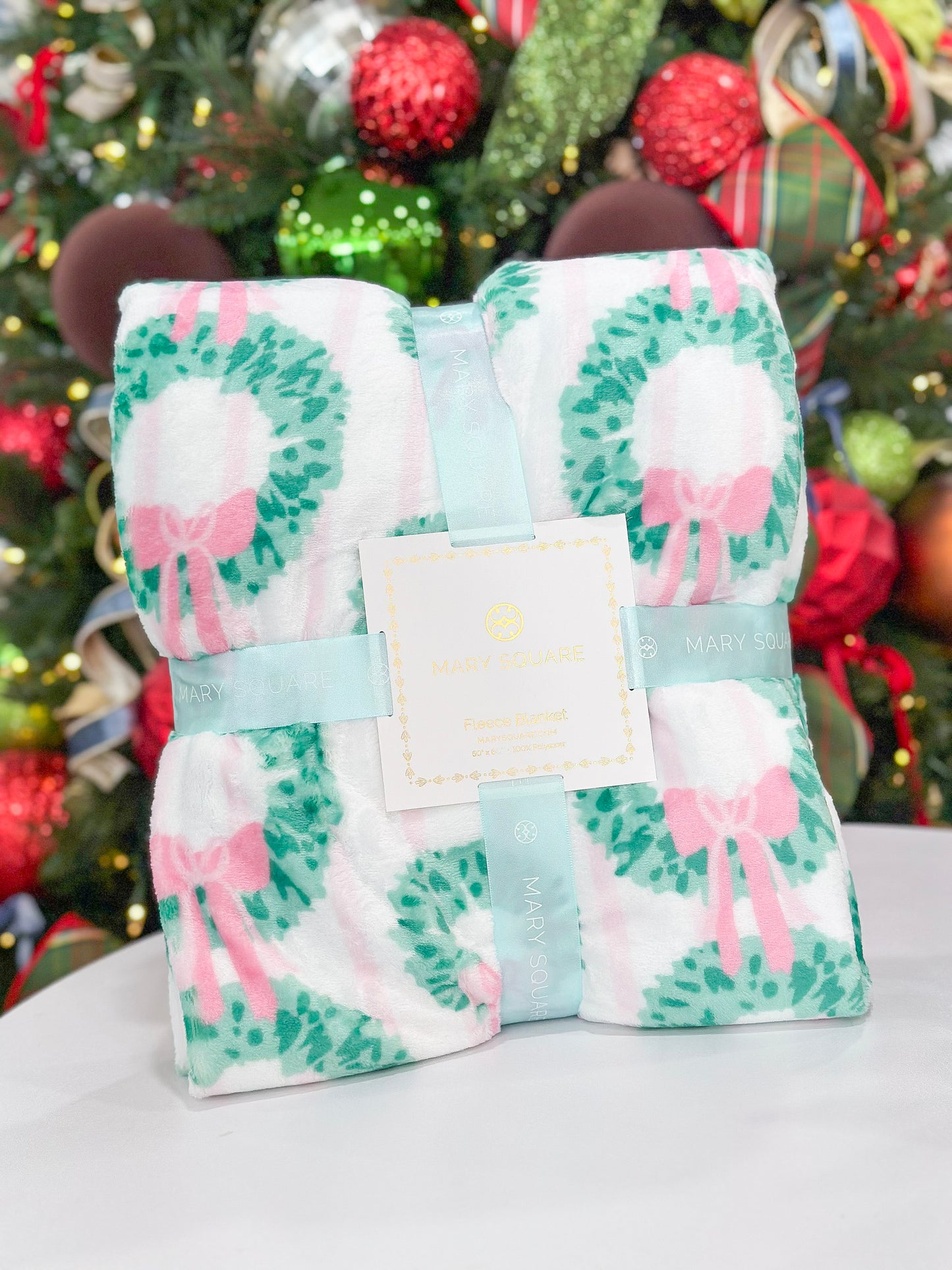 Mary Square Rosy Wreaths Blanket