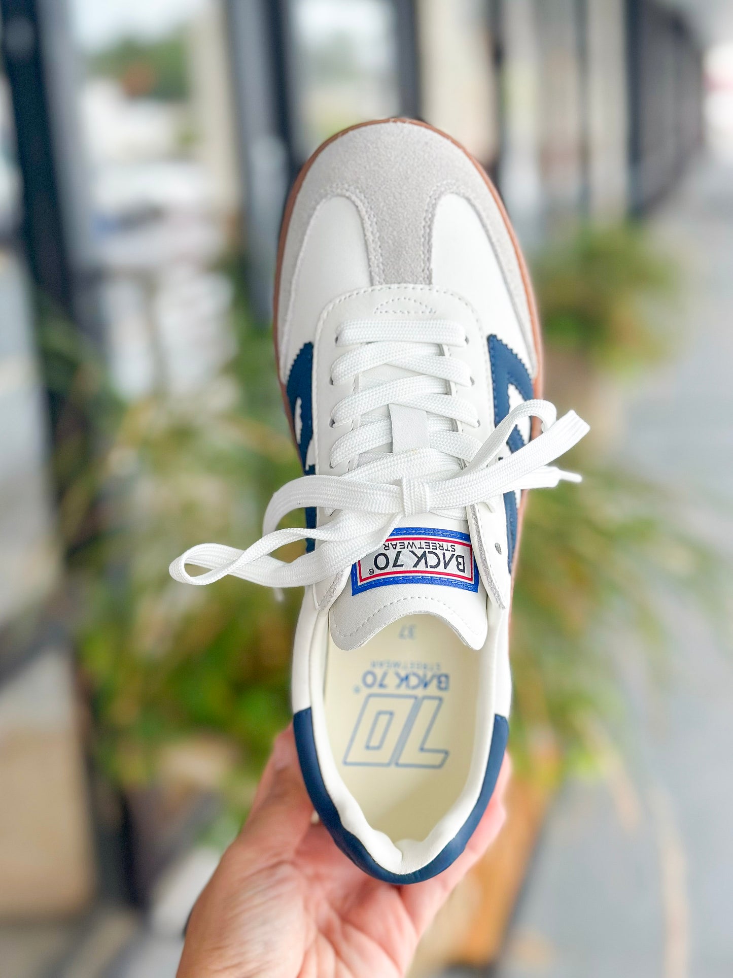 Back 70 Cloud Sneakers in Navy