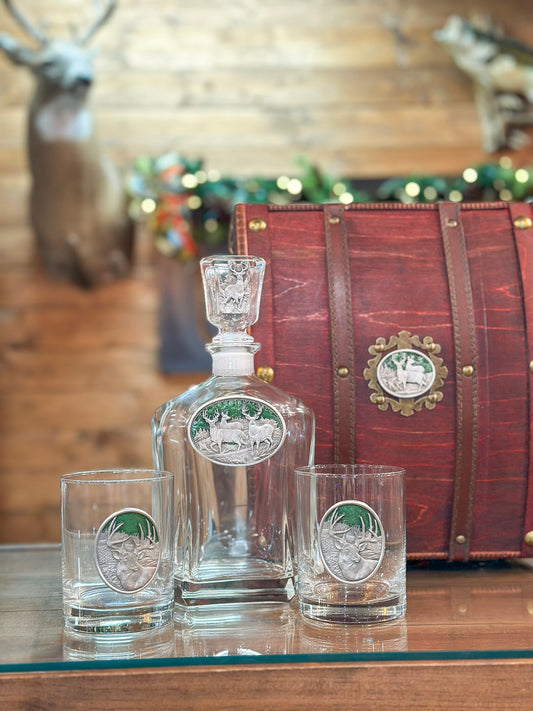 White Tail Deer Capitol Decanter Chest 3 Piece Set