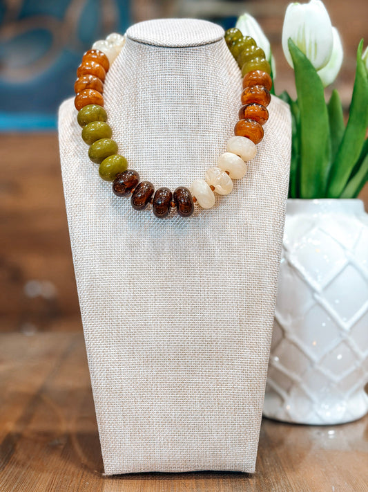 Jenn Beaded Necklace in Olive Multi