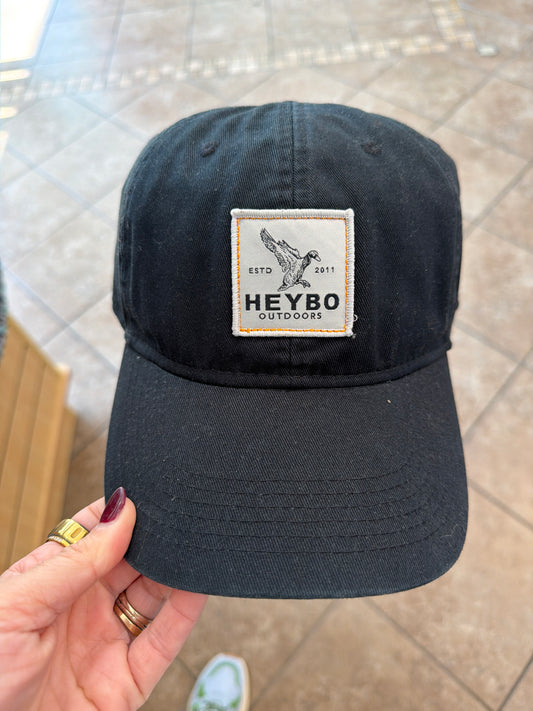 Heybo Duck Landing Patch Hat in Black