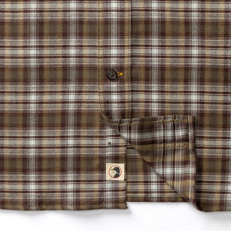 Duck Head | LS Cotton Flannel Sport Shirt in Crocodile Brown