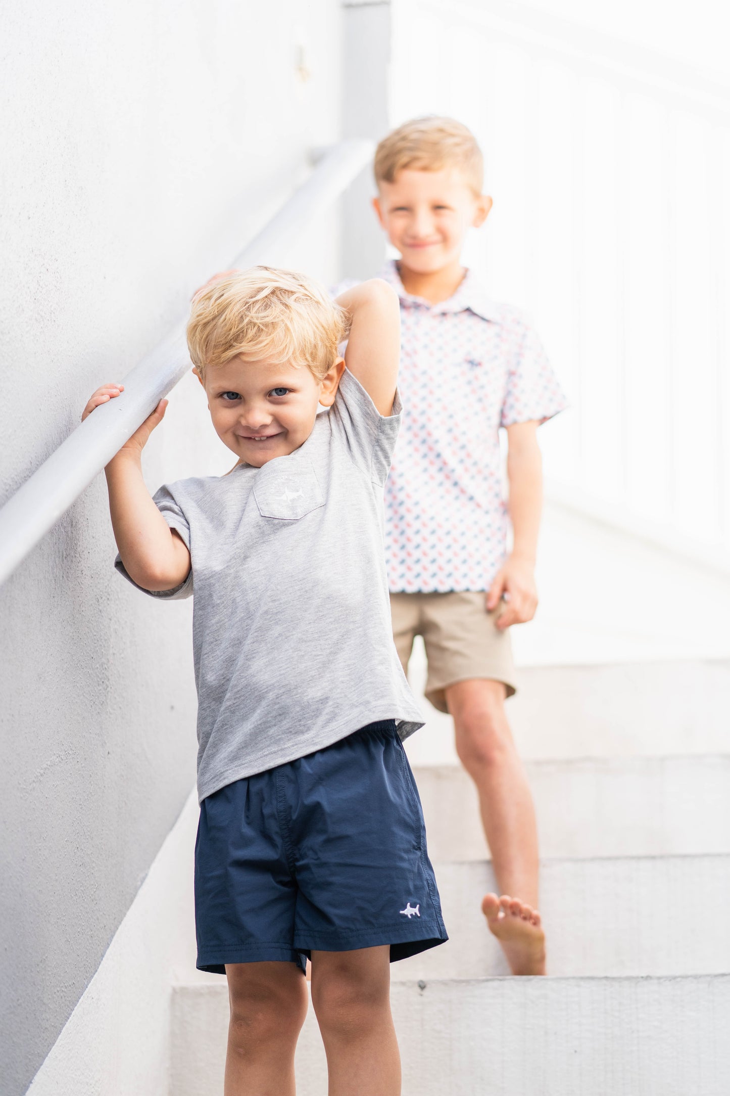 Saltwater Boys Flag SS Graphic Tee in Grey Heather