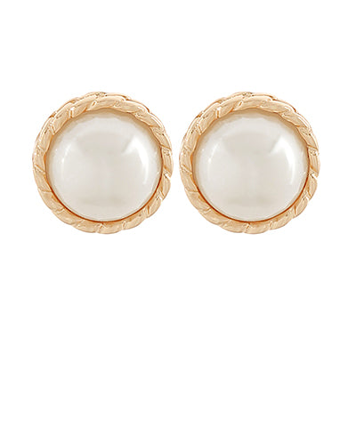 Elizabeth Pearl Studs