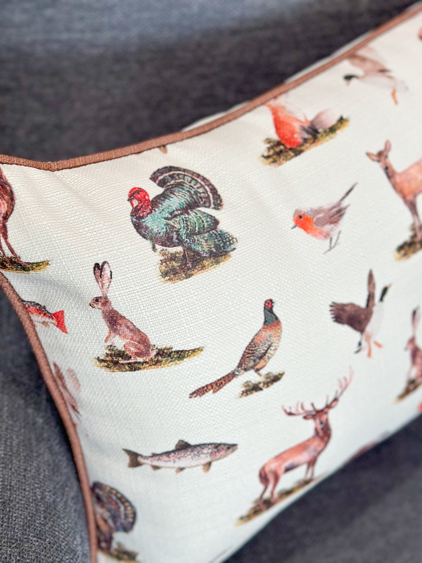 Little Birdie | Wildlife Pattern Pillow