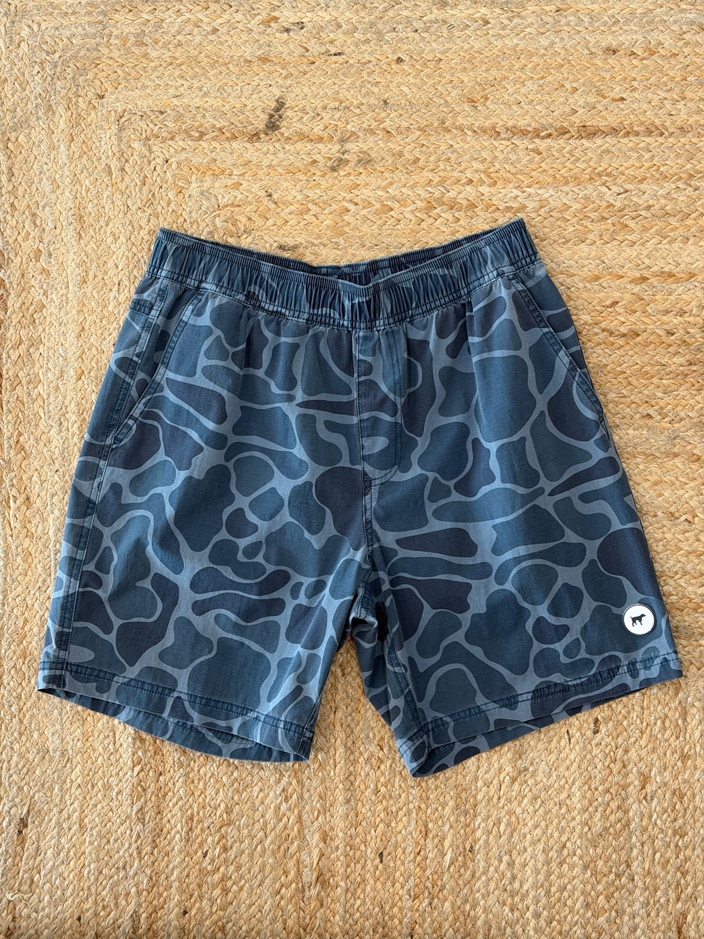Southern Point | Sun Washed Short in Camo Blue