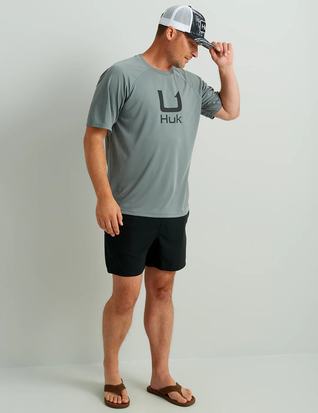 Huk Icon Short Sleeve Performance Crew in Night Owl
