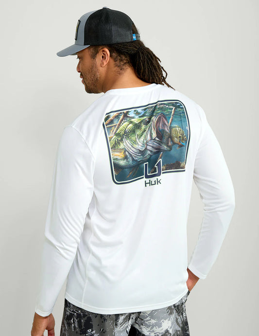 Huk KC Pursuit Art Series Performance Crew in White Bass