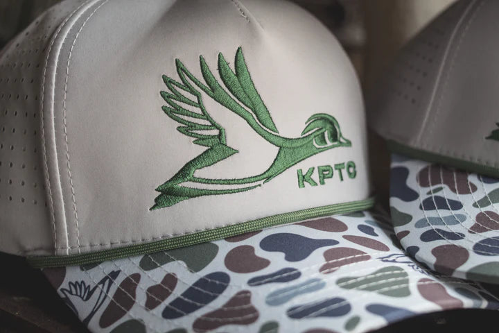 Knotted Pine | Wood Duck Snow Camo Rope Hat