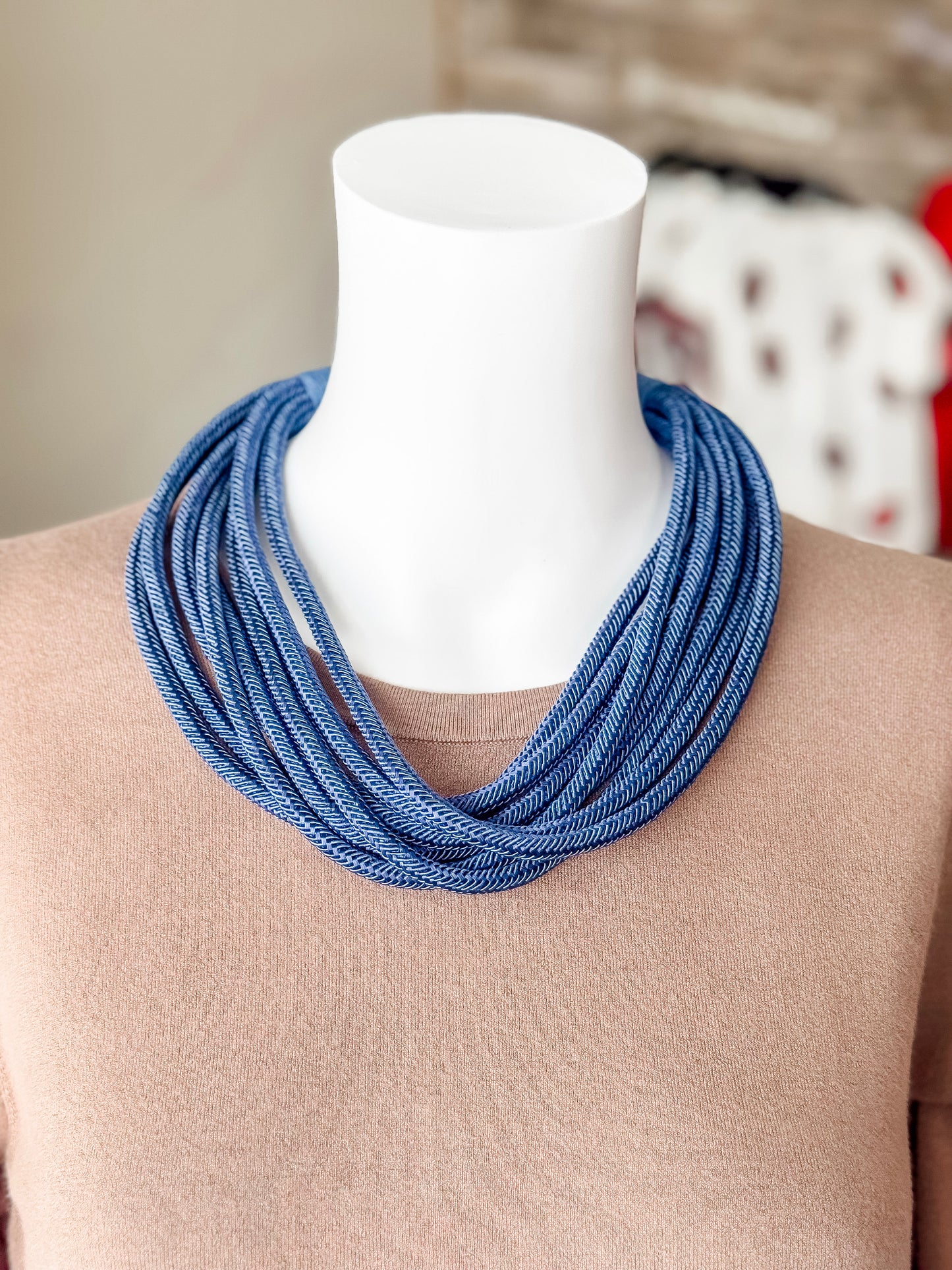 Lilly Slub Rope Necklace in Navy