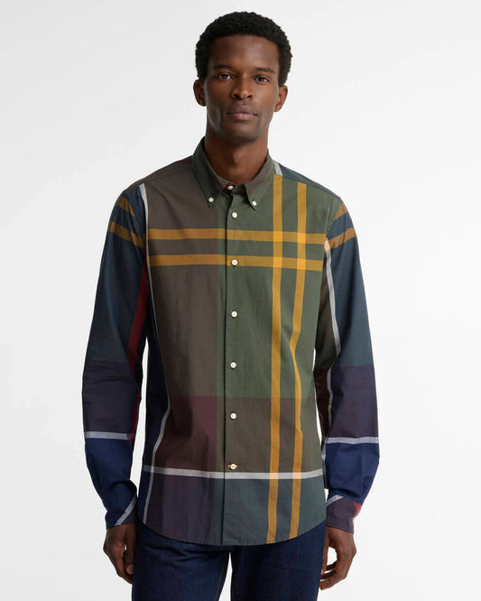 Barbour | Oversized Tartan Dunoon Tailored Long-Sleeved Shirt in Classic Tartan