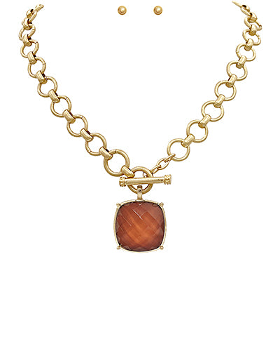 Merritt Pendant Necklace
