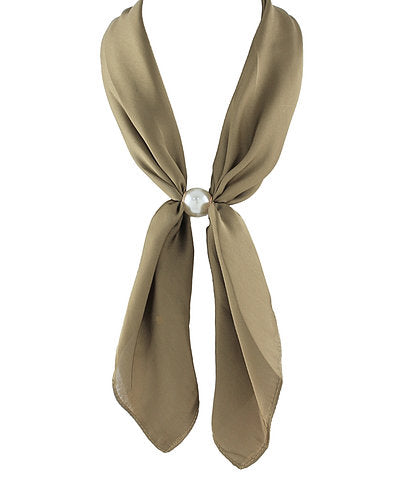 Nora Pearl Scarf Necklace in Olive