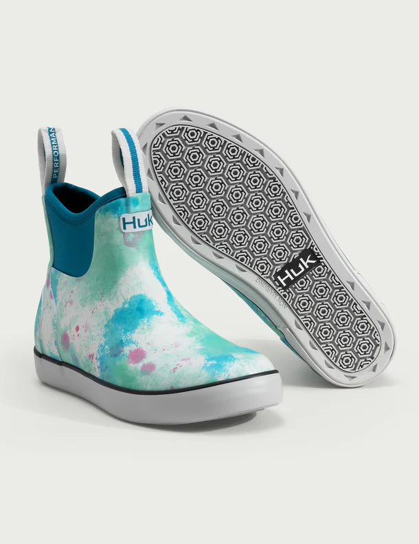 Women's Huk Rogue Wave Boots in Bermuda