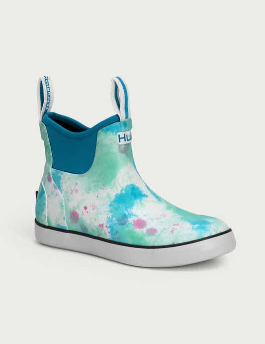 Women's Huk Rogue Wave Boots in Bermuda