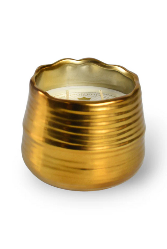 36oz Midas Candle in Christmas Hearth