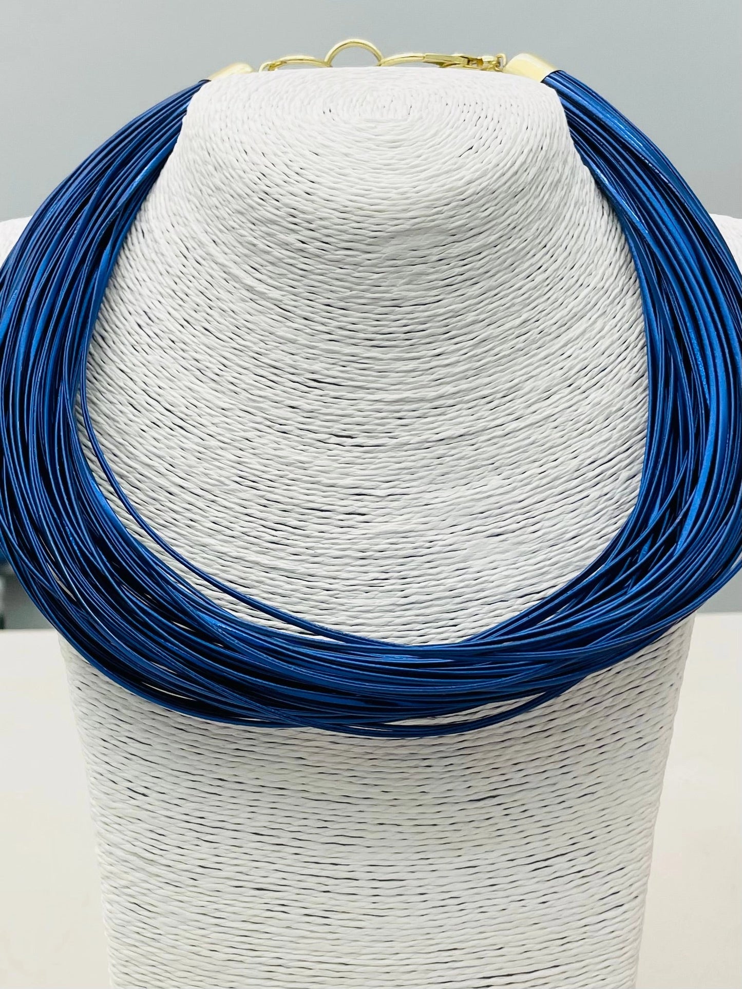 Chic Leatherette Strand in Blue Luster