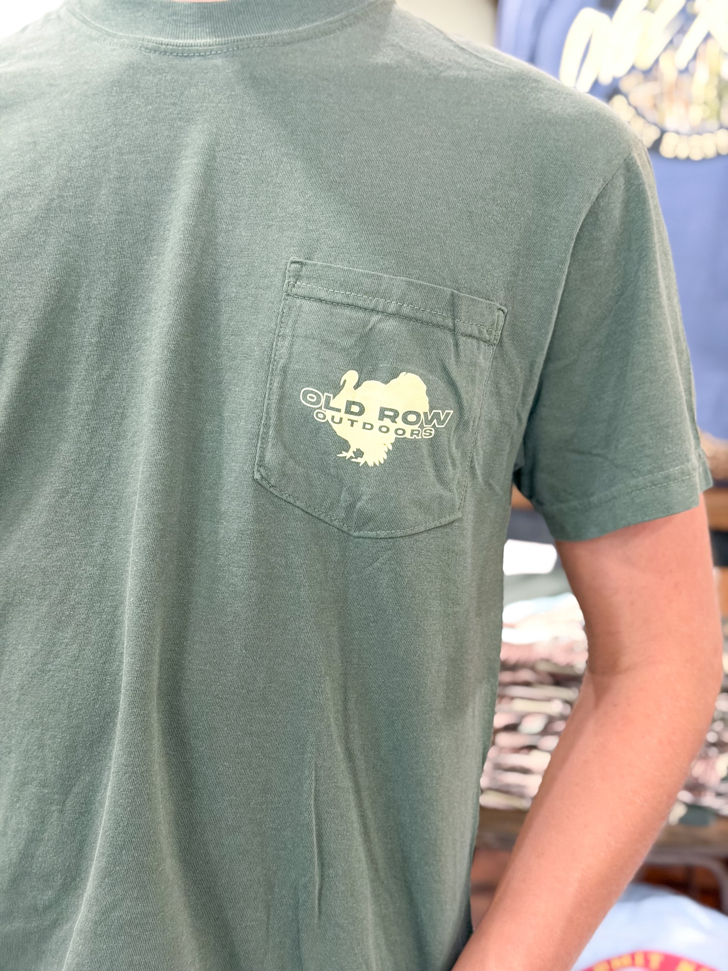 Old Row | Camo Turkey Pocket T-Shirt in Moss