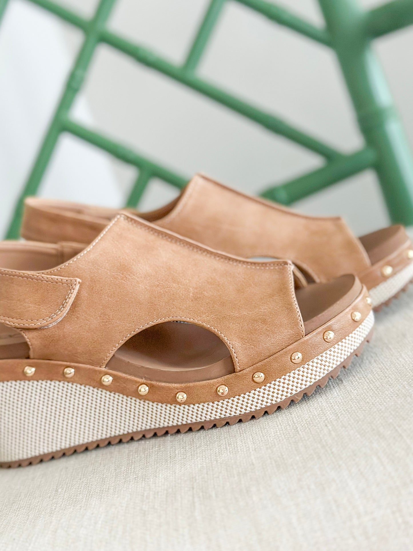 Corkys For Keeps Wedge in Caramel