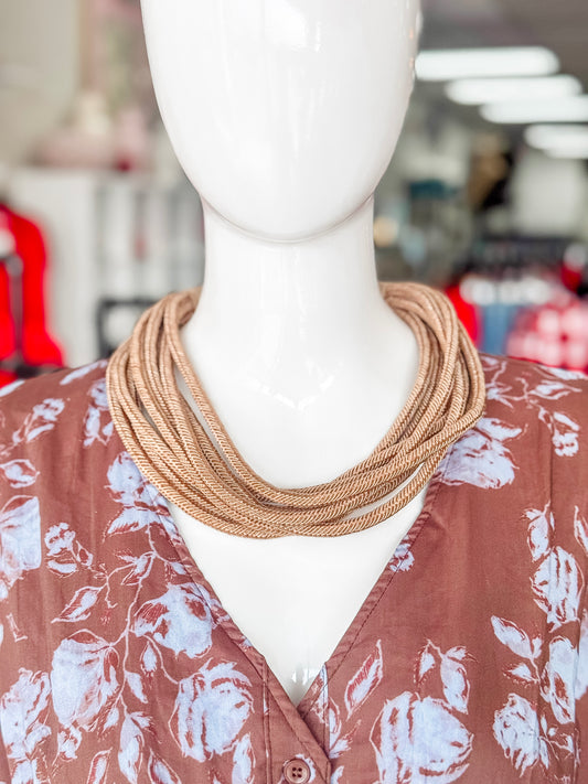 Lilly Slub Rope Necklace in Caramel