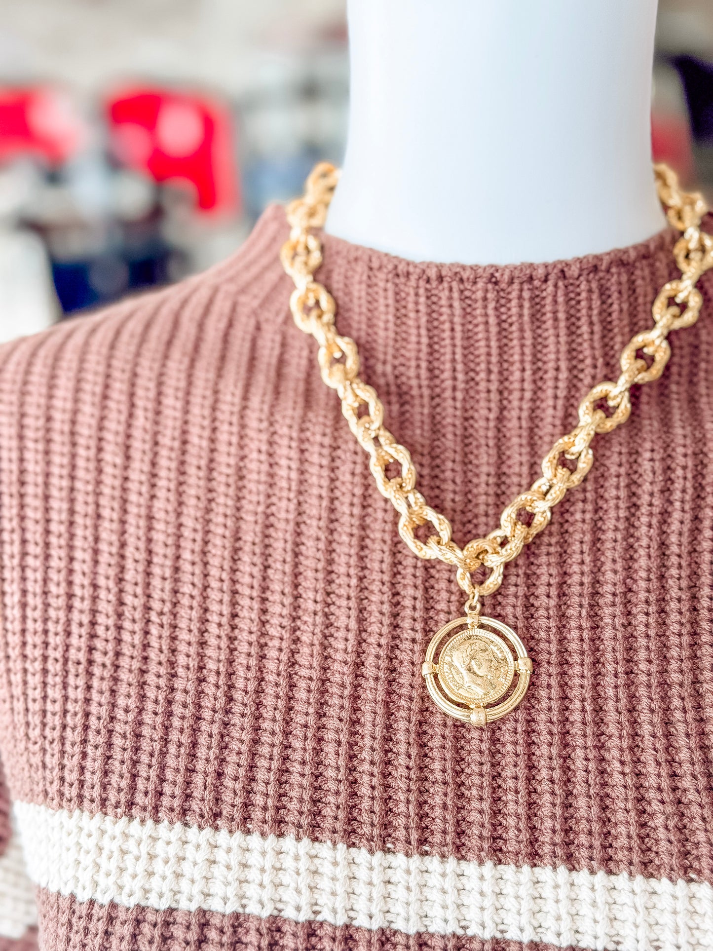 Vintage Twisted Link Coin Necklace in Gold