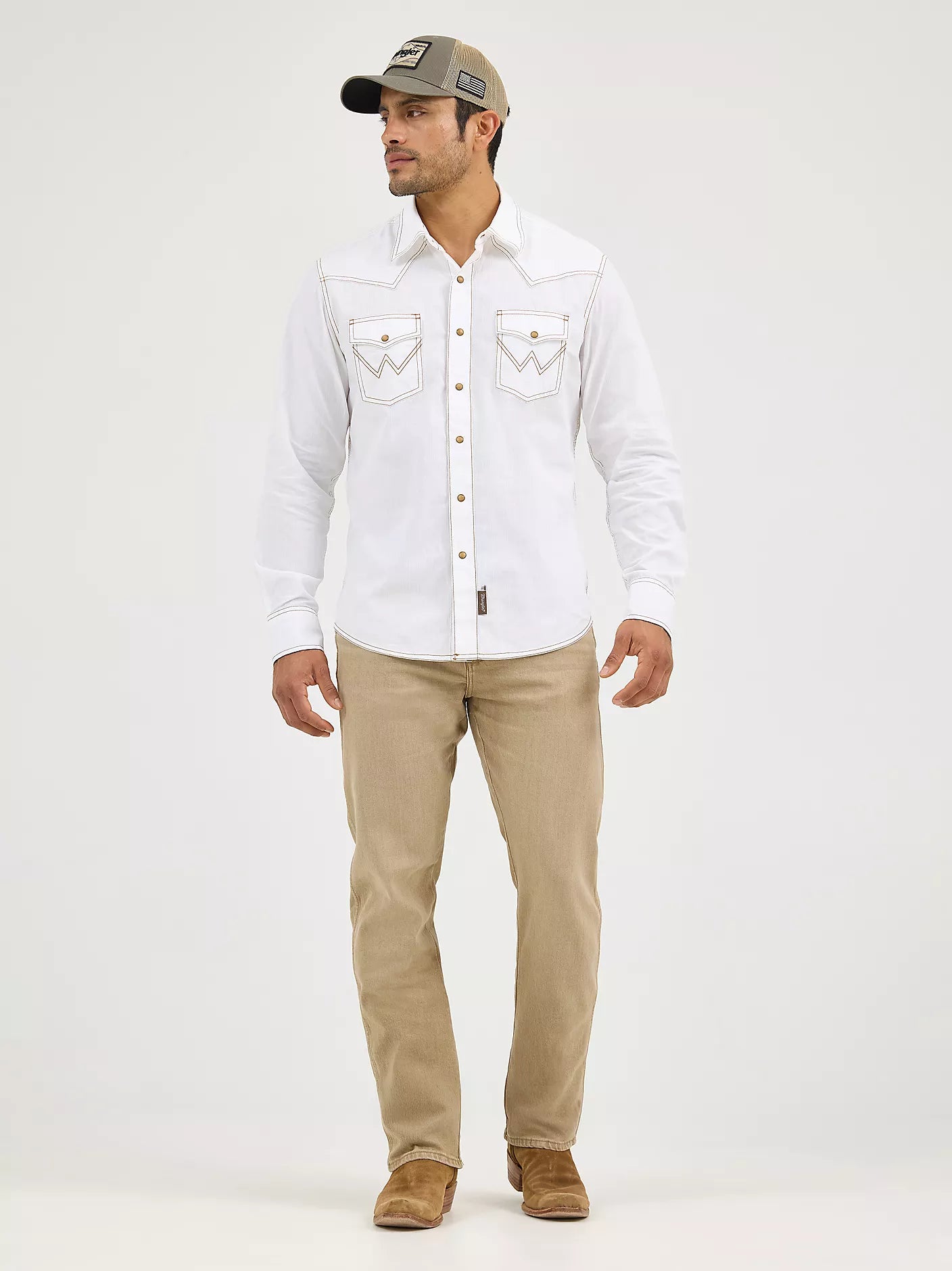 Wrangler | Men's Wrangler Retro® Slim Fit Straight Leg Jean in Saddle