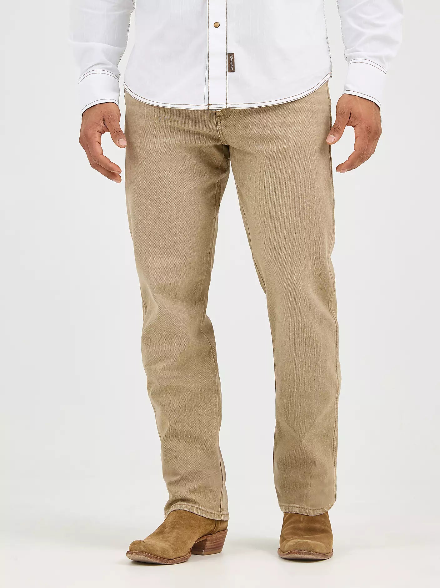 Wrangler | Men's Wrangler Retro® Slim Fit Straight Leg Jean in Saddle