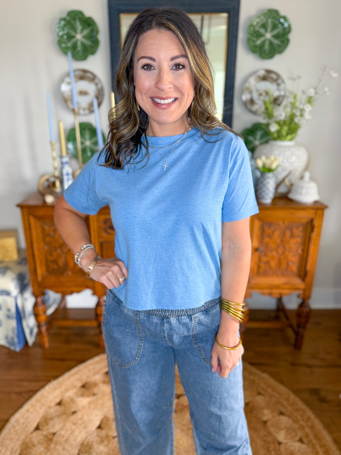 The Modern Basics Tee in Heather Ocean Blue