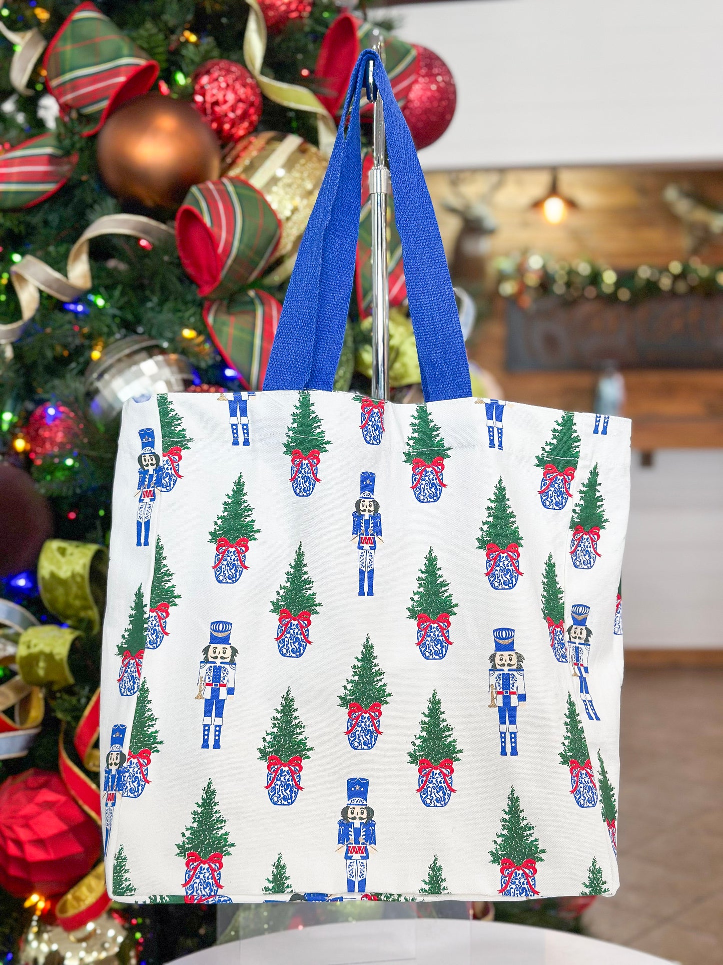 Mary Square Classic Market Shopper in Merry Marchers