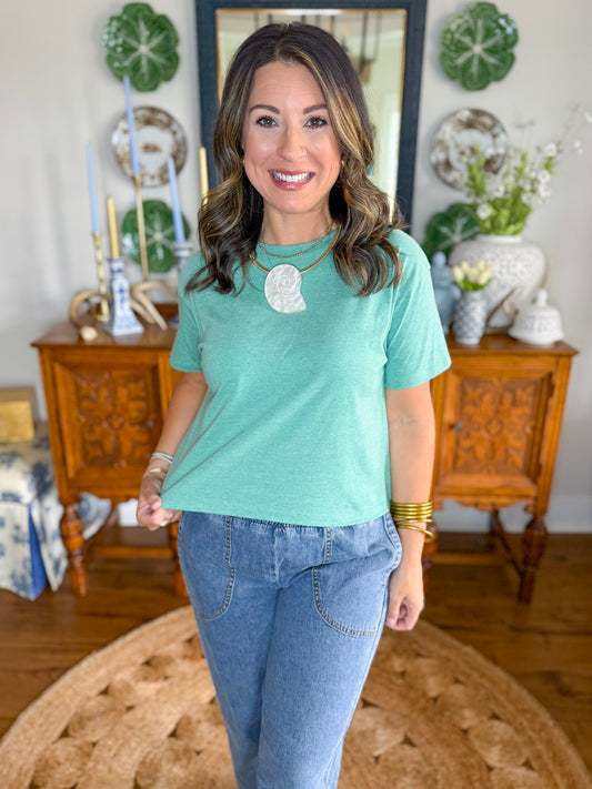 The Modern Basics Tee in Heather Kelly Green