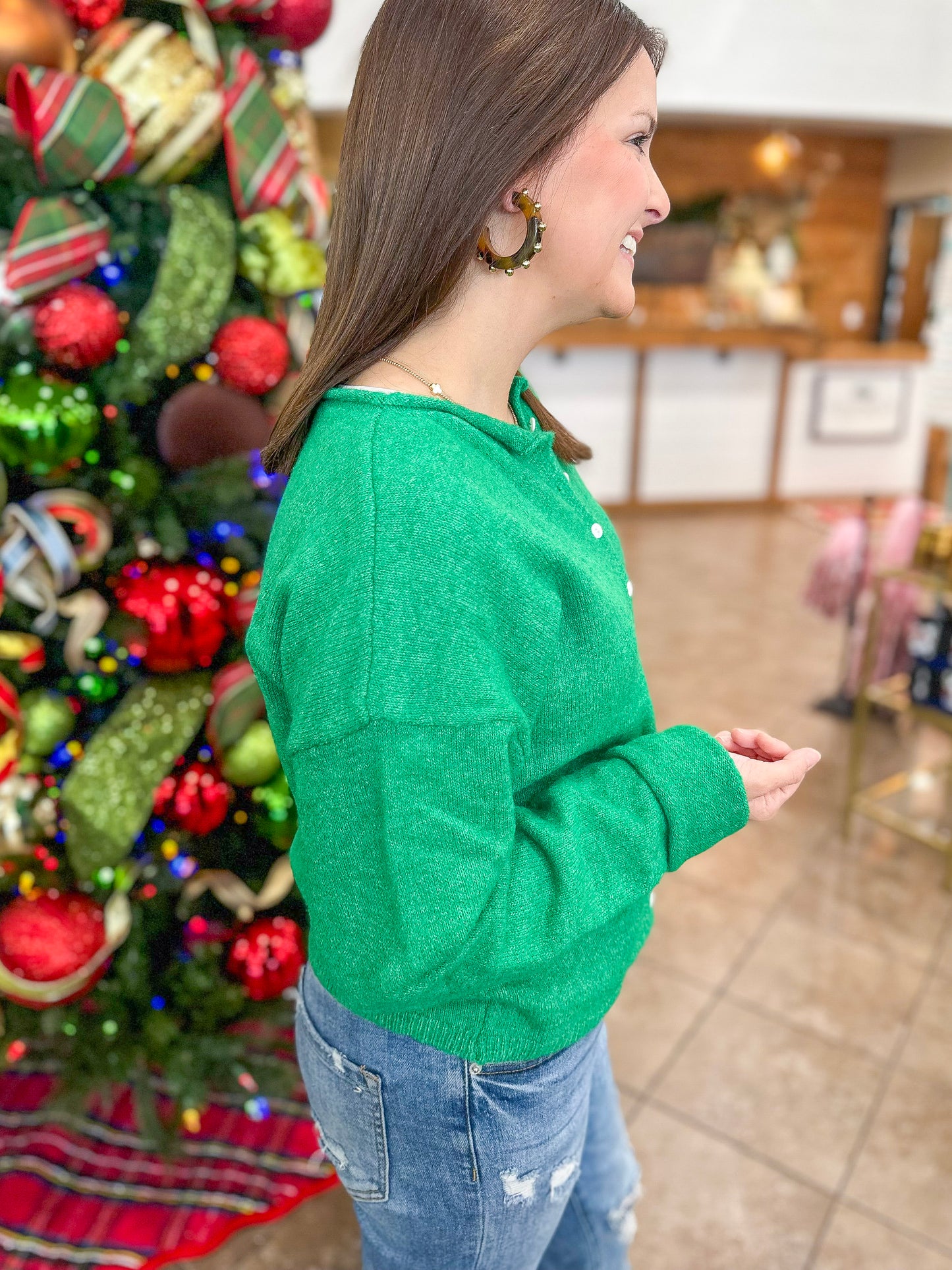 The Maren Cardigan in Kelly Green