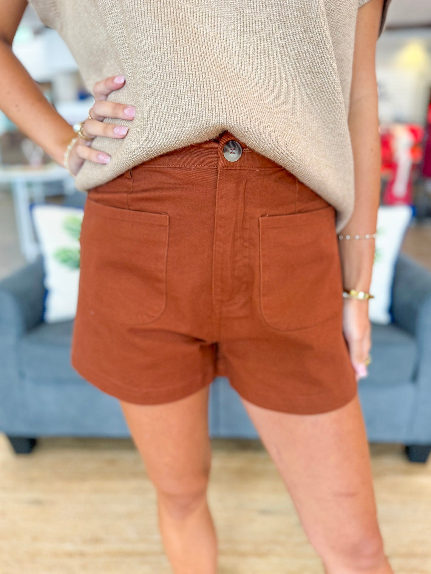 Hazel Thread Shorts in Chestnut