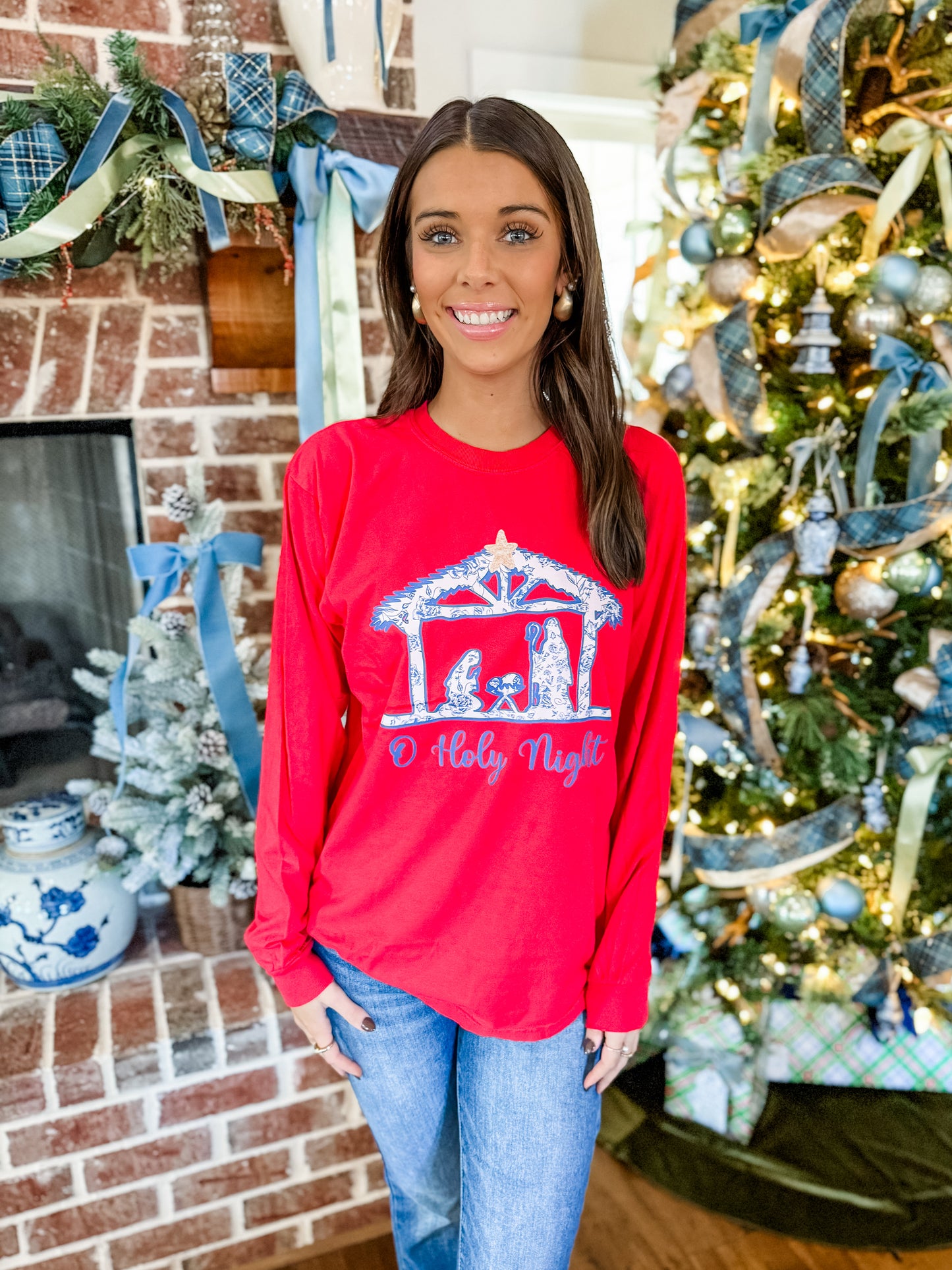 Red O Holy Night Nativity Long Sleeve Tee