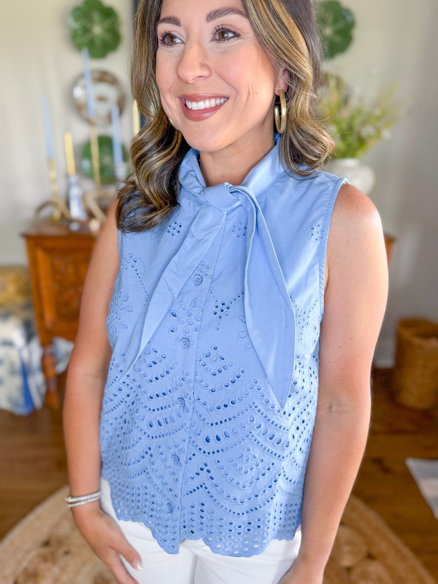 The Elegant Ease Top