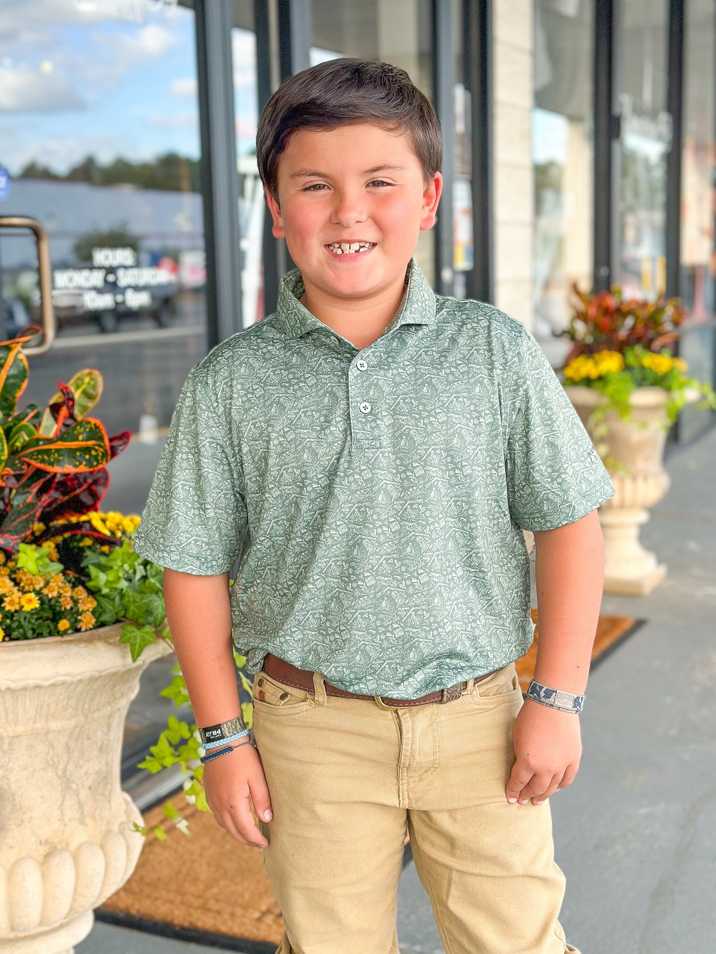 Southern Point Youth Pointer Pattern Performance Polo in Duck Green