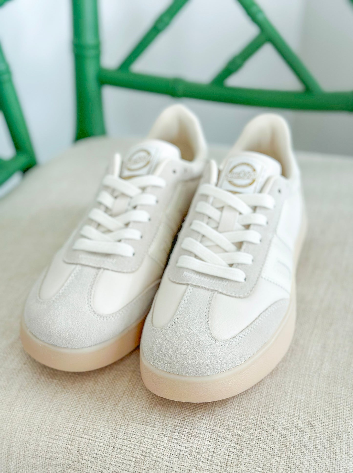 Back 70 | Brooklyn Sneakers in Milk
