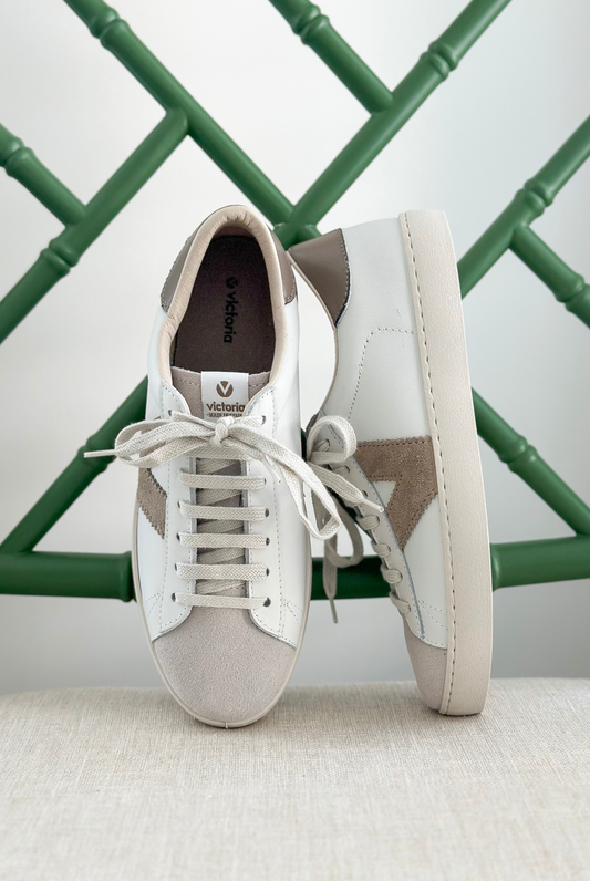 Victoria Berlin Sneakers in Beige