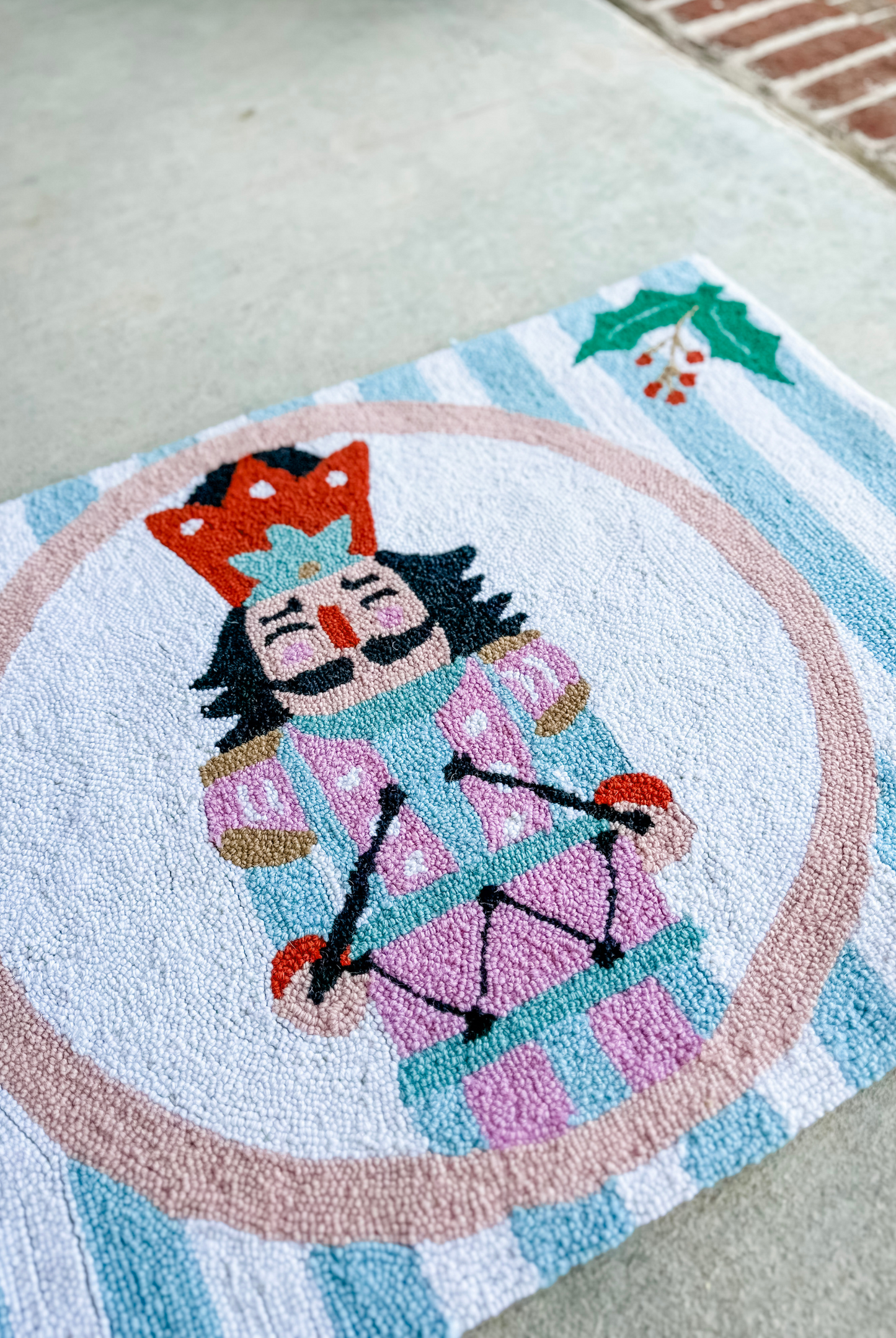 Holly Stripe Nutcracker Hook Rug