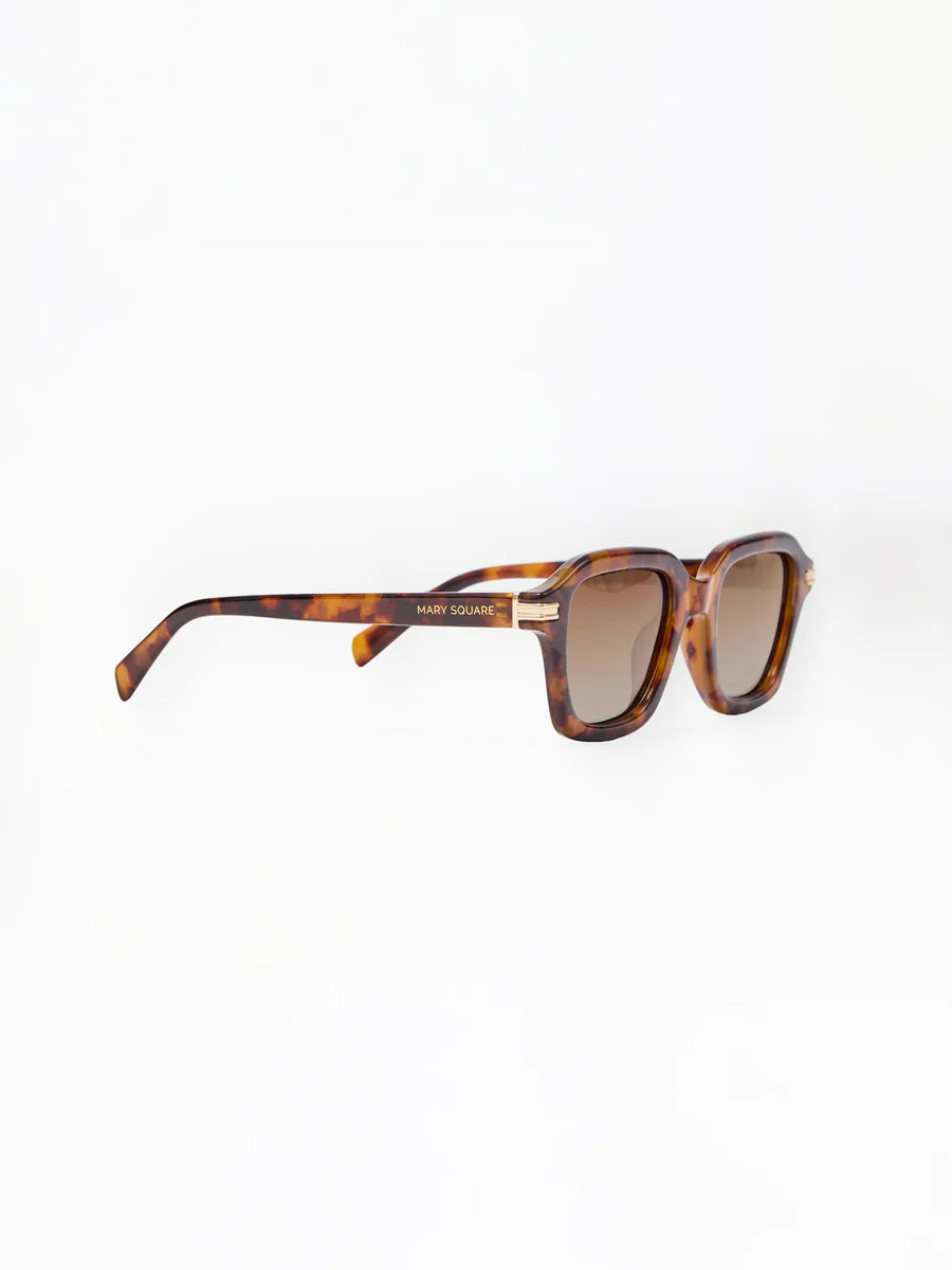 Mary Square | Alyssa Polarized Sunglasses in Tortoise