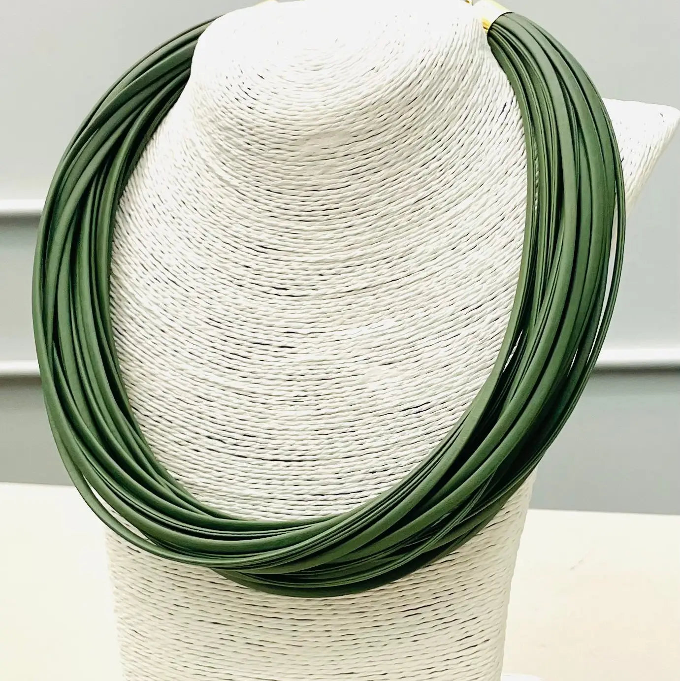 Chic Leatherette Strand in Sage