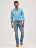 Wrangler | Men's Wrangler Retro® Slim Fit Straight Leg Jean in Jacksboro