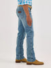 Wrangler | Men's Wrangler Retro® Slim Fit Straight Leg Jean in Jacksboro