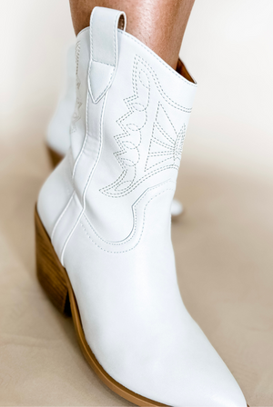 Dolly Booties in Winter White