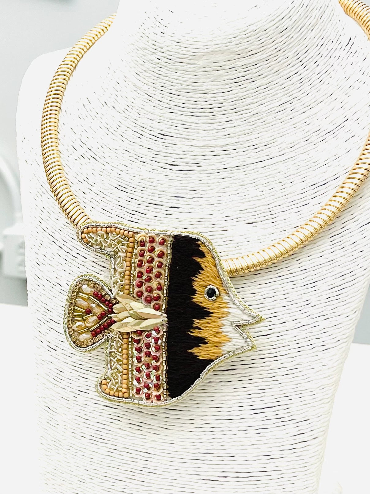 Happy Fish Necklace in Brown/Tan