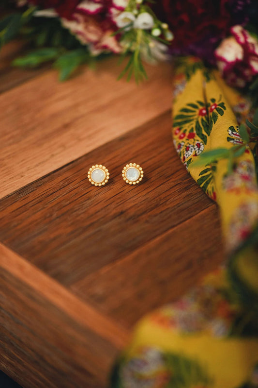 Savannah Studs in Mother of Pearl